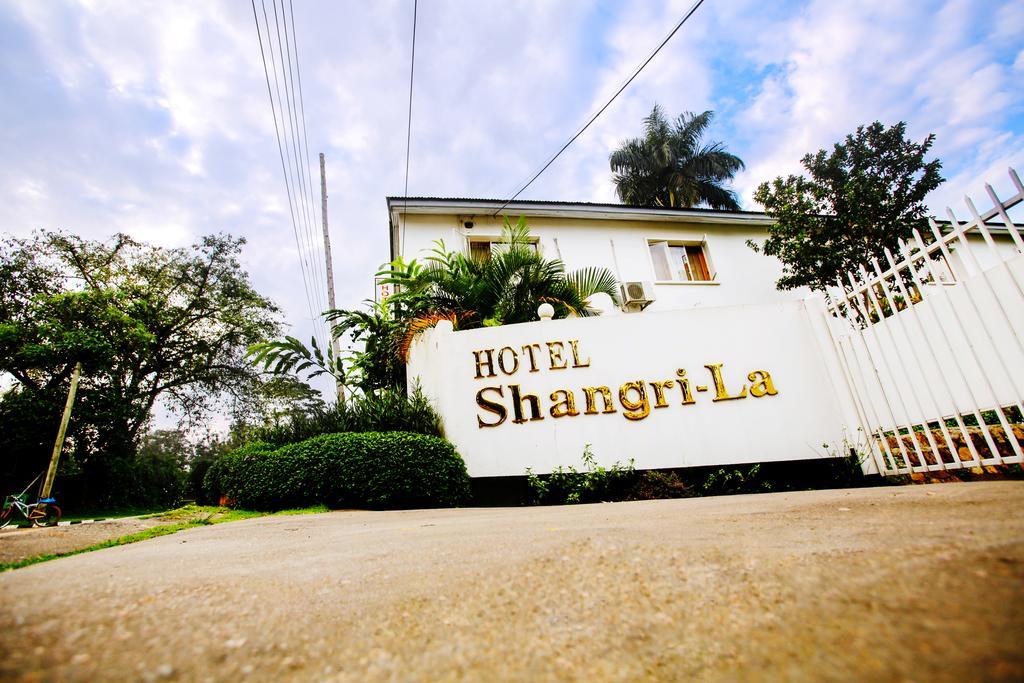 Shangri-La Hotel Uganda Кампала Экстерьер фото